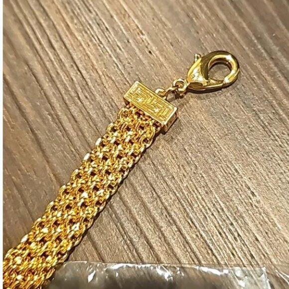 Greek key Savvy Cie 18k Yellow Gold Plated Mesh Bracelet 7-8.5" new $195.00 - Picture 2 of 4